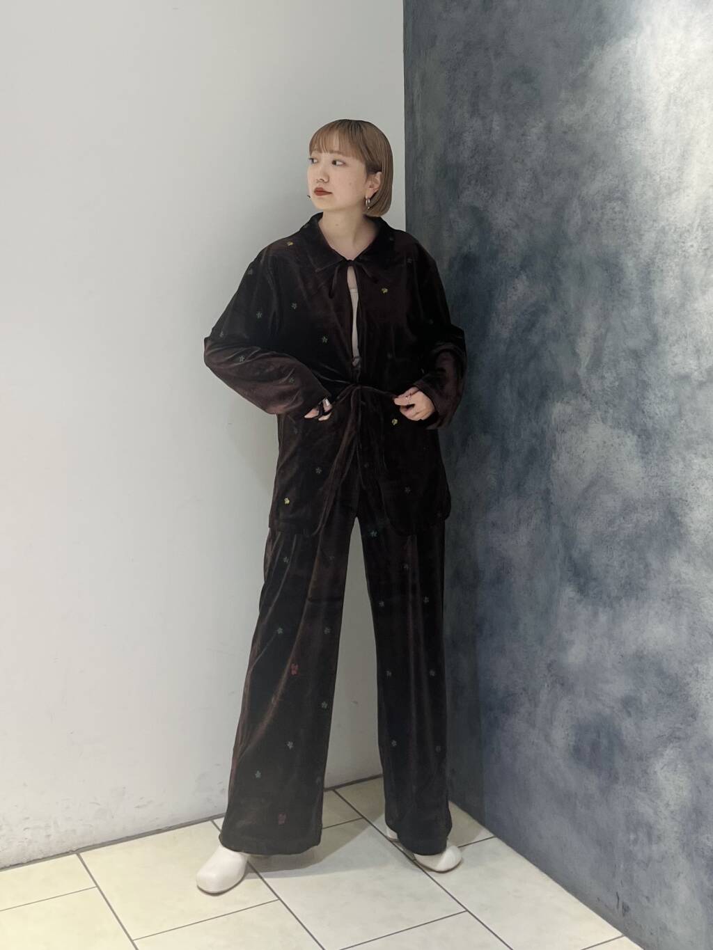 front ribbon velour gown (brown embroidery) *JP