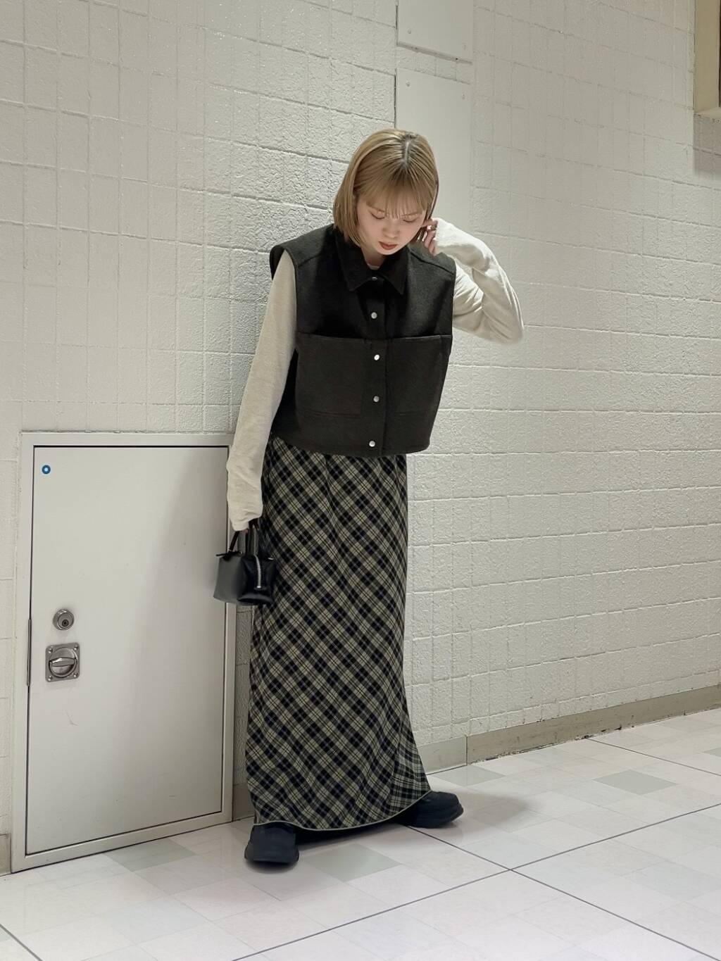 check narrow skirt (khaki x black) *JP