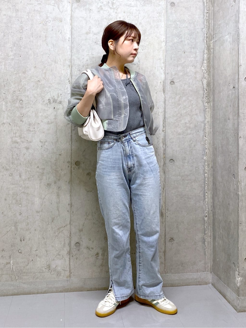 hem slit denim pants (sax blue) *JP