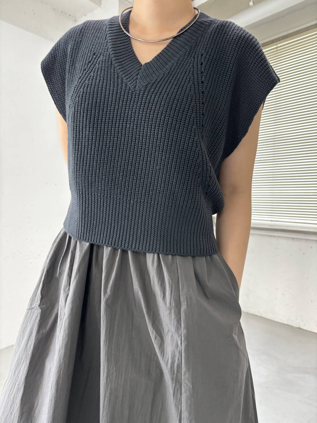 knit vest set dress (navy x charcoal) *JP