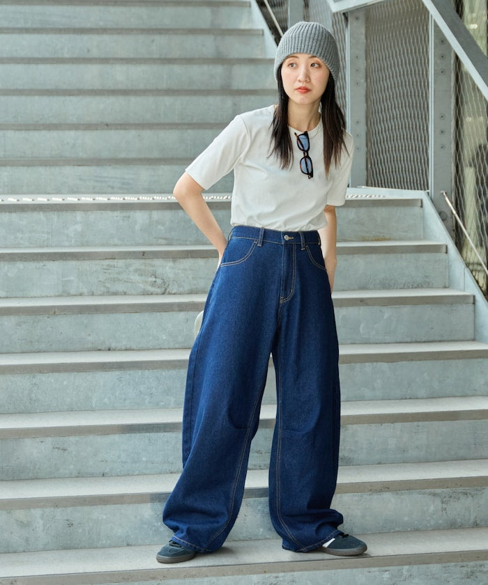 curve line tuck jeans (navy) *JP