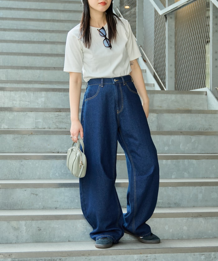 curve line tuck jeans (navy) *JP