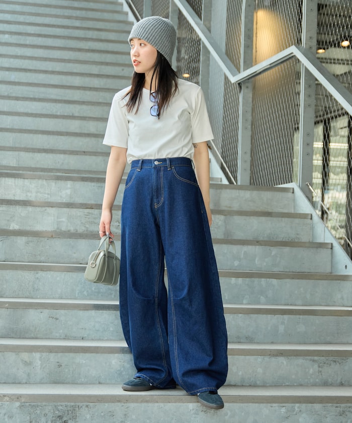 curve line tuck jeans (navy) *JP