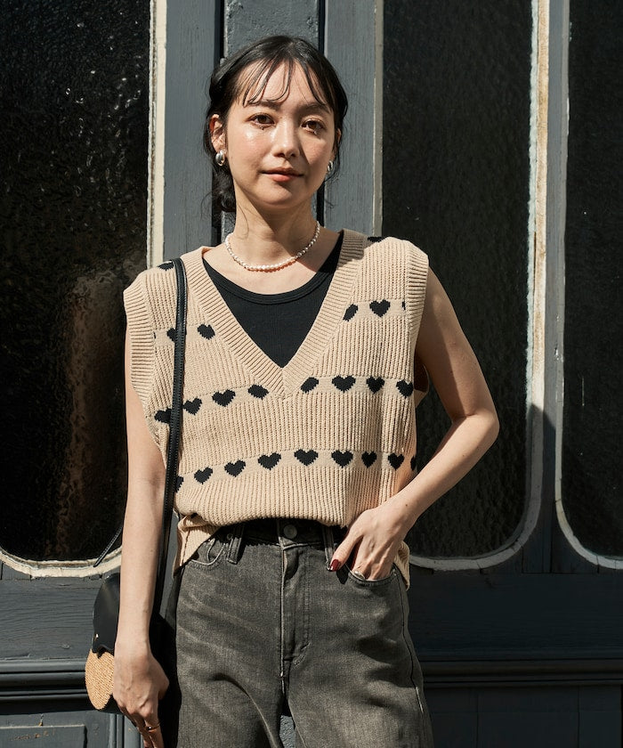 heart sleeveless top (beige) *JP