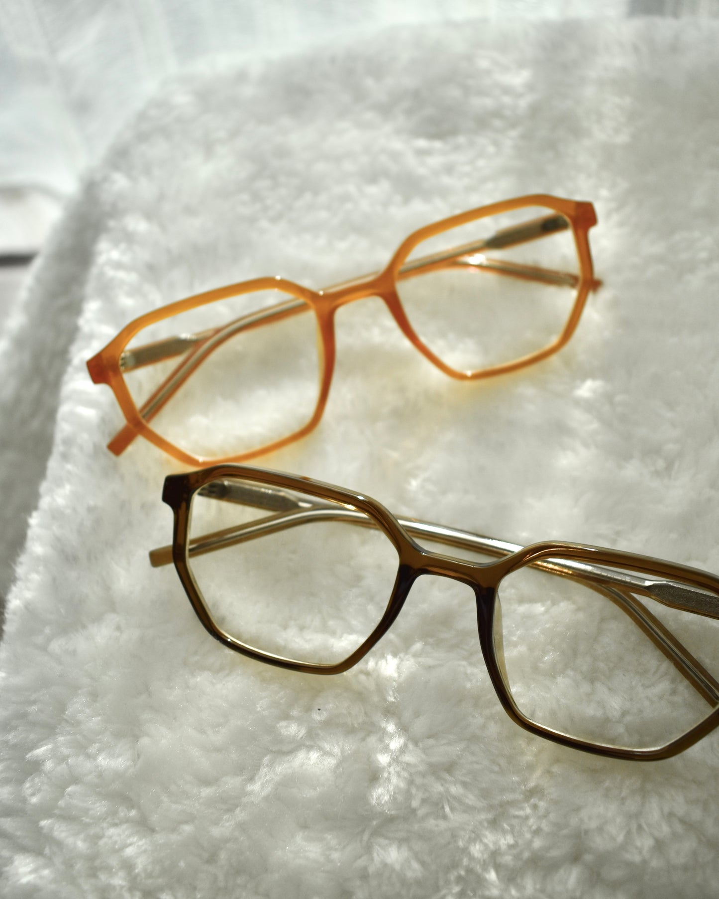 70s glasses (amber)