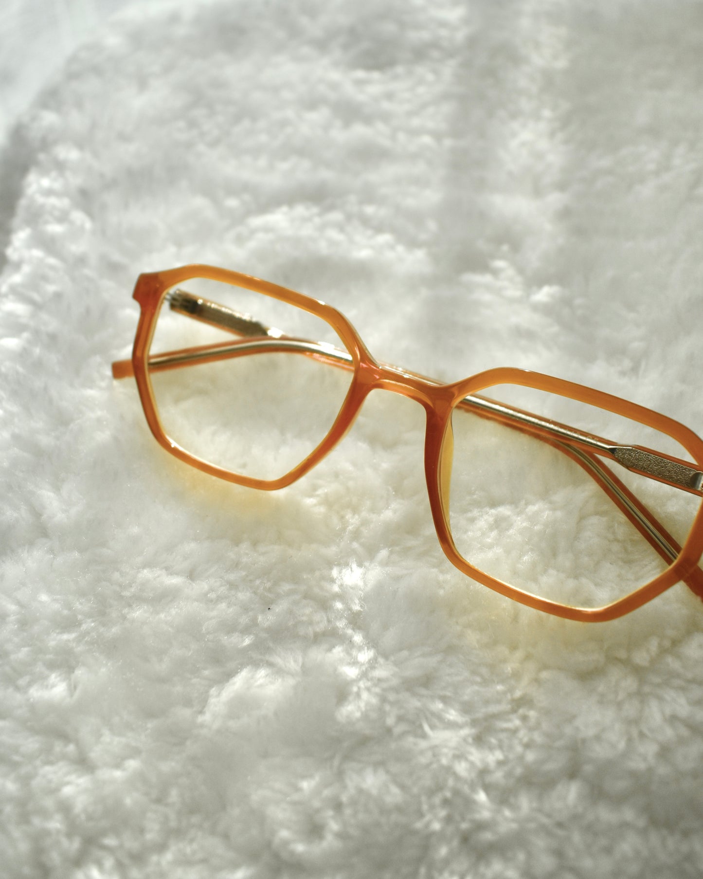 70s glasses (amber)