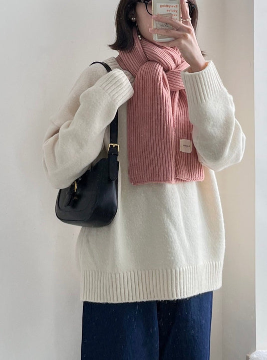 v-neck oversized knit (white)