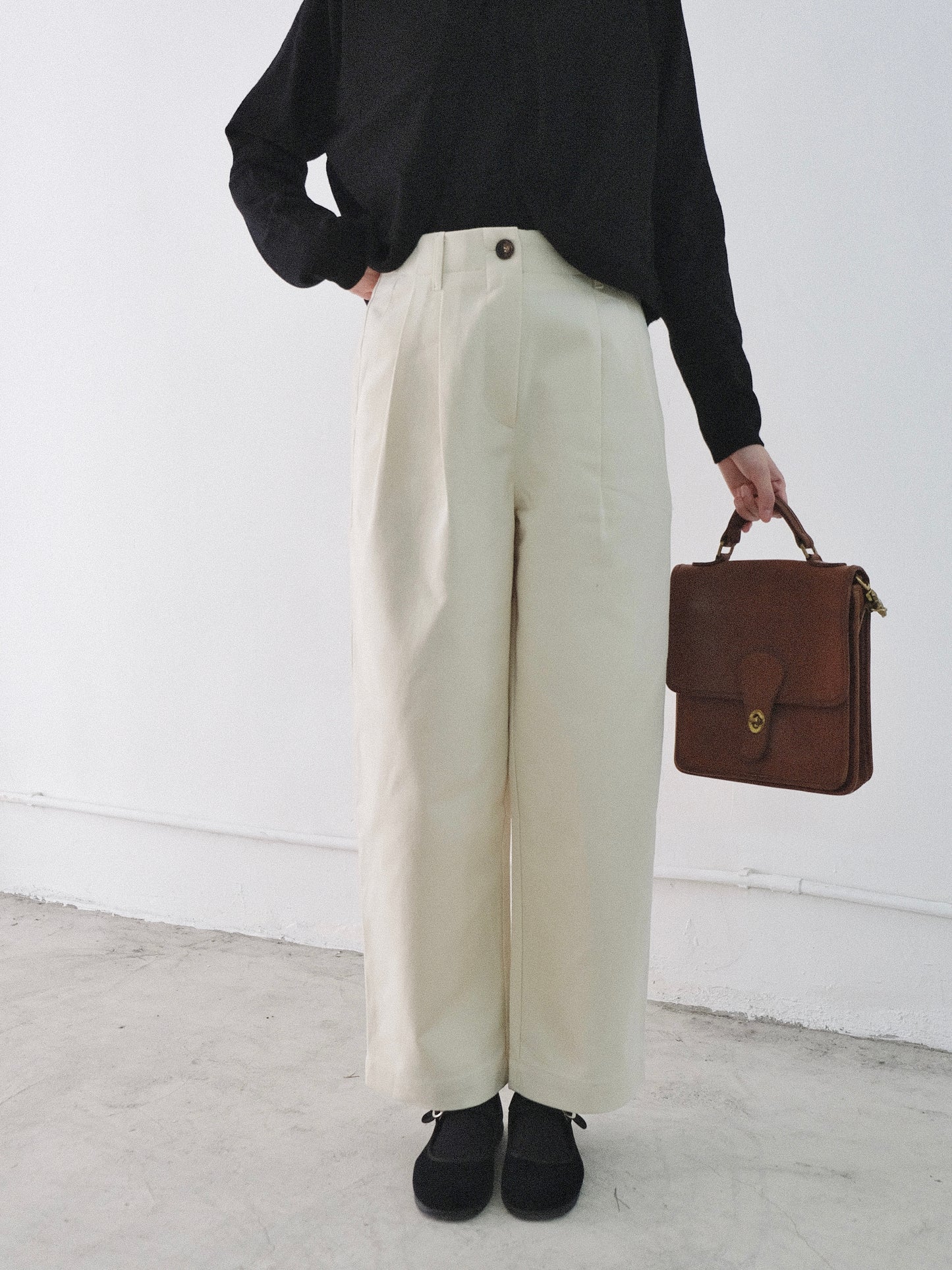 double tuck wide pants